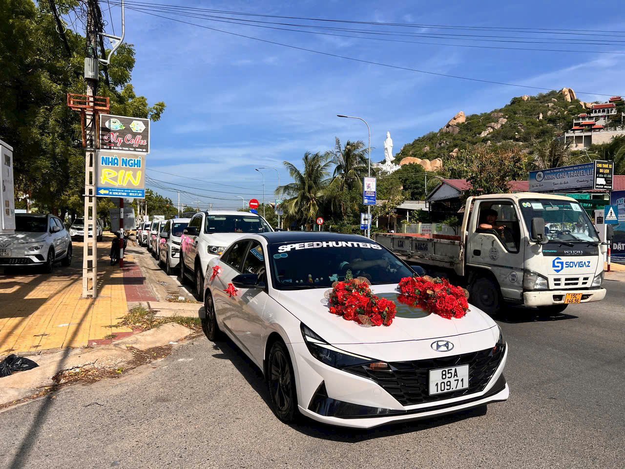 Cho thuê xe hoa Ninh Thuận, Thuê xe cưới Ninh Thuận, Thuê xe rước dâu Ninh Thuận, Xe hoa 4 chỗ, 7 chỗ, 16 chỗ, 29 chỗ Ninh Thuận, Cho thuê xe hoa Phan Rang,